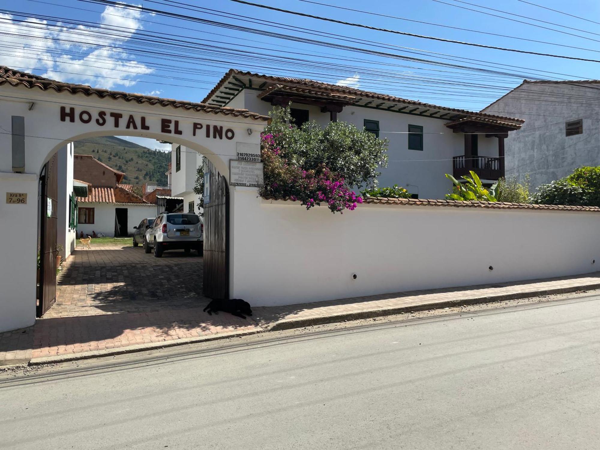Hostal El Pino Villa de Leyva Exterior photo