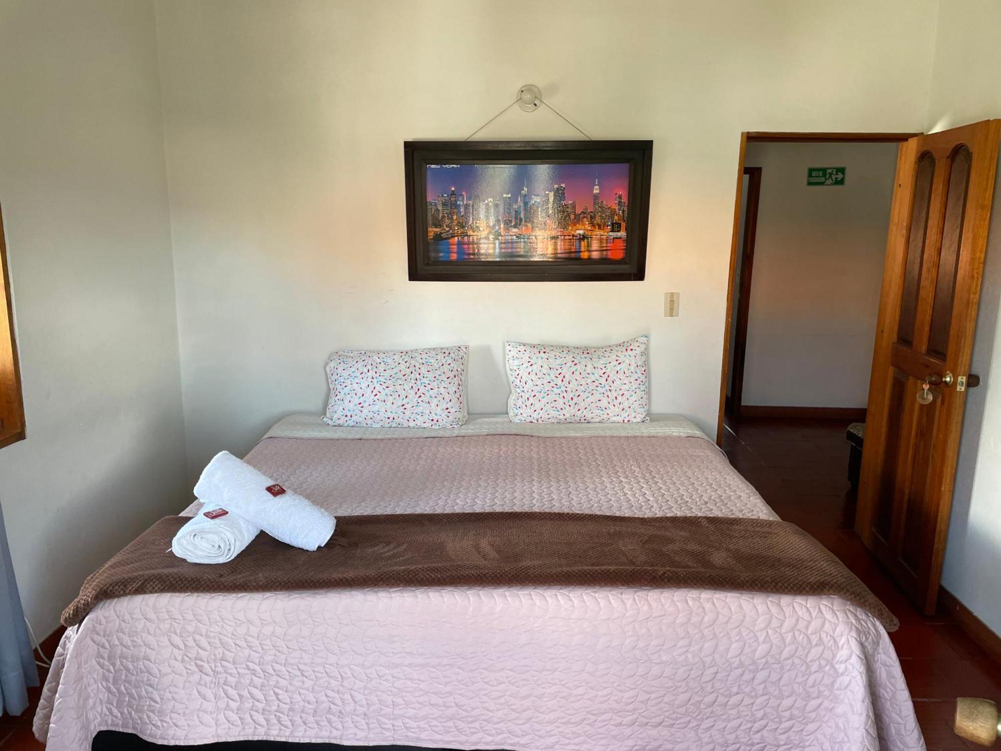 Hostal El Pino Villa de Leyva Exterior photo